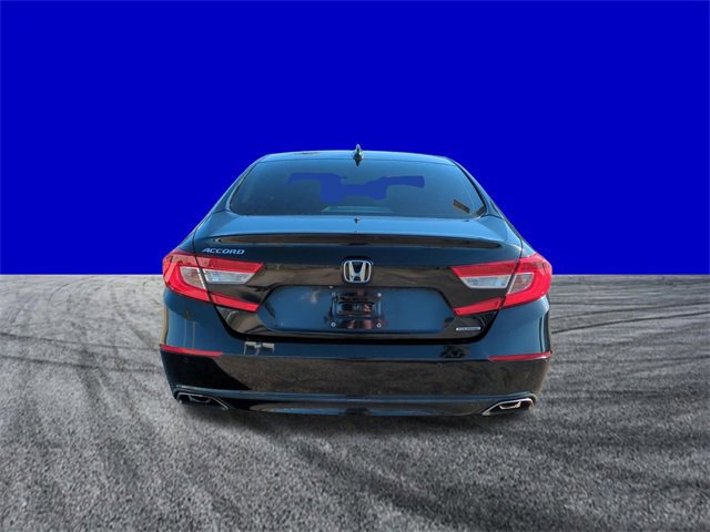 Used 2018 Honda Accord Touring image 4