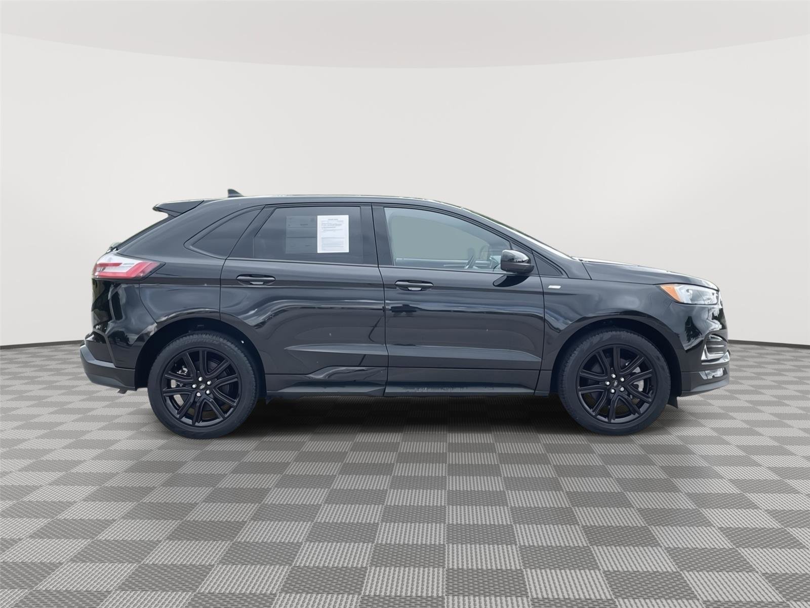 Certified 2023 Ford Edge ST-Line AWD/4WD image 6