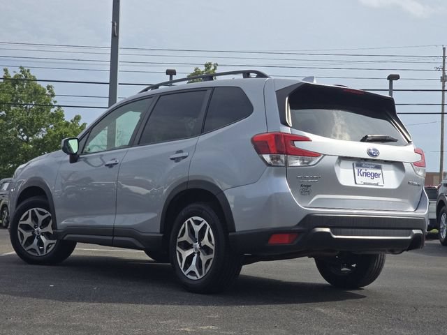 Used 2022 Subaru Forester Premium AWD/4WD image 15