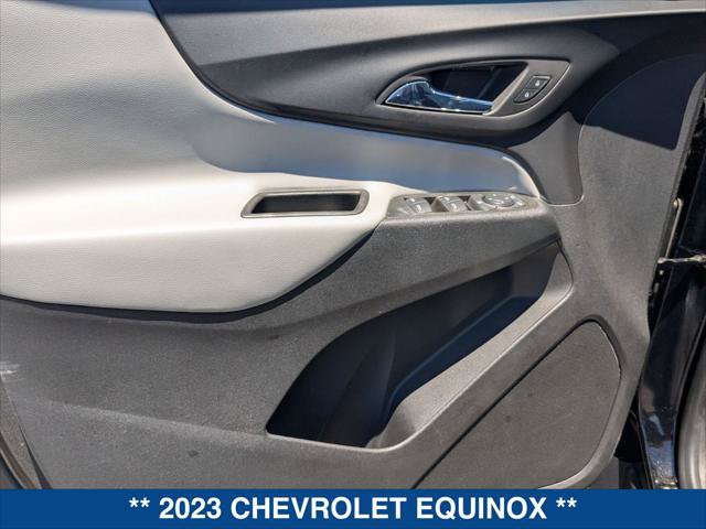 Used 2023 Chevrolet Equinox LS FWD image 10