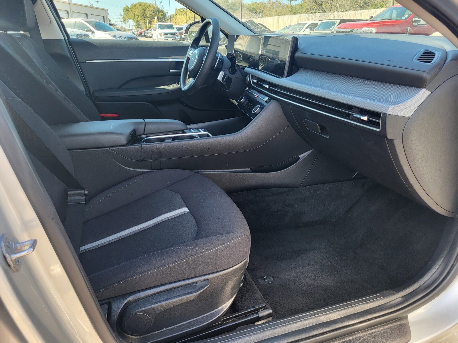 Used 2025 Hyundai Sonata SEL image 12