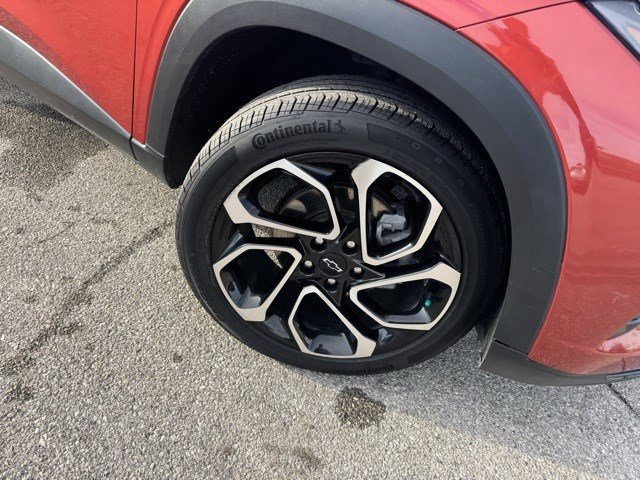 Used 2024 Chevrolet Trax RS w/ Sunroof Package image 38