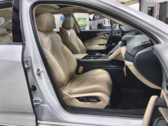 Used 2025 Acura TLX w/ Technology Package FWD image 27