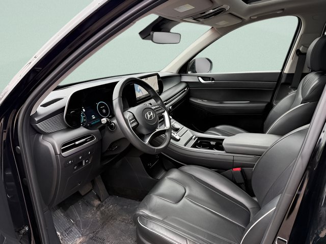 Used 2024 Hyundai Palisade Limited AWD/4WD image 3
