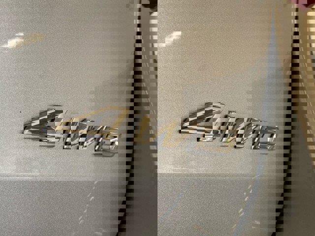 Certified 2021 Ford Explorer XLT w/ Equipment Group 202A image 8