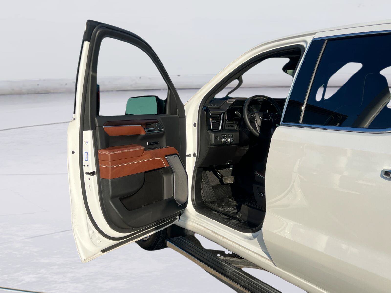 Used 2024 GMC Sierra 1500 Denali Ultimate AWD/4WD image 22