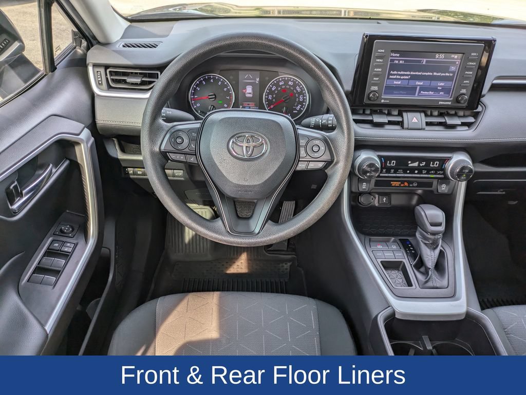 Used 2022 Toyota RAV4 XLE w/ Convenience Package FWD image 19