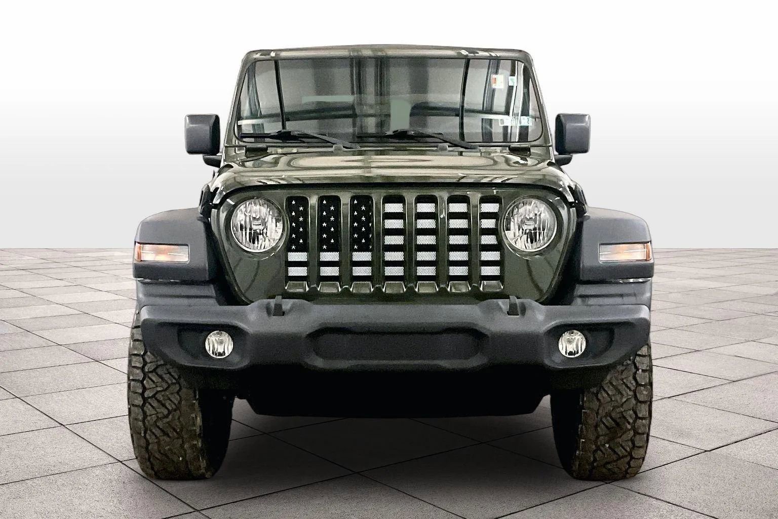 Used 2023 Jeep Wrangler Sport image 3