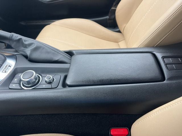 Used 2020 MAZDA MX-5 Miata RF Grand Touring RWD image 31