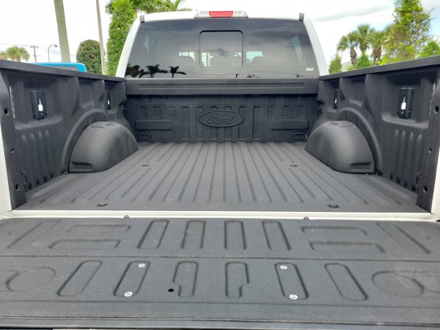 Certified 2017 Ford F150 Lariat w/ Equipment Group 502A Luxury RWD image 9