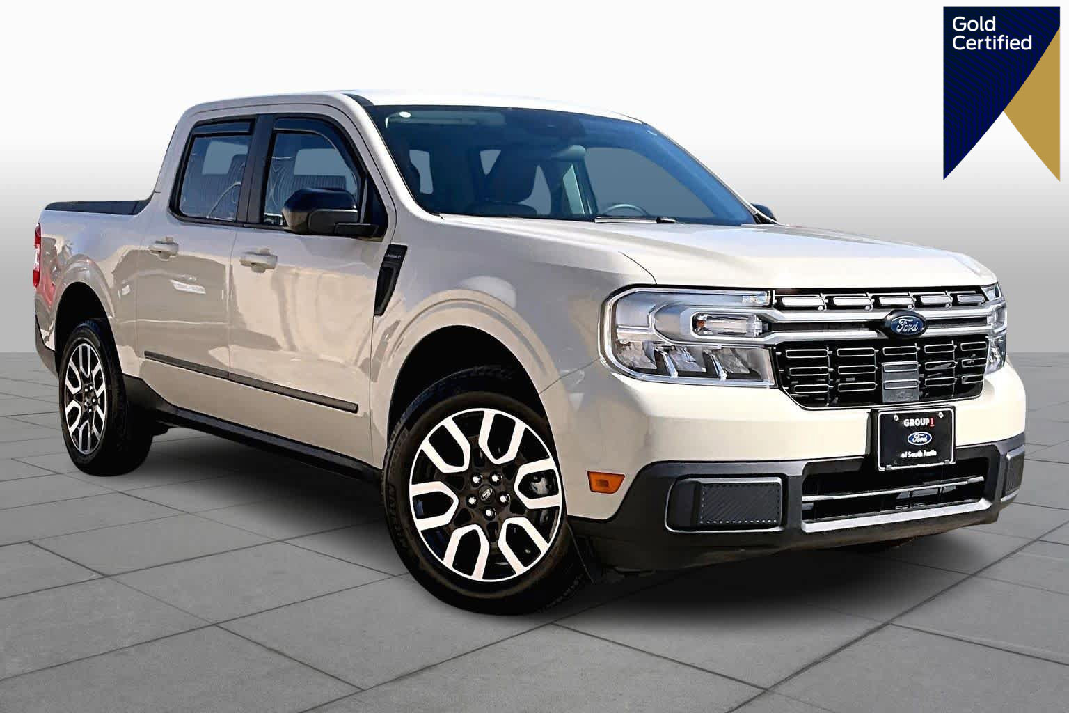 Certified 2024 Ford Maverick Lariat image 1