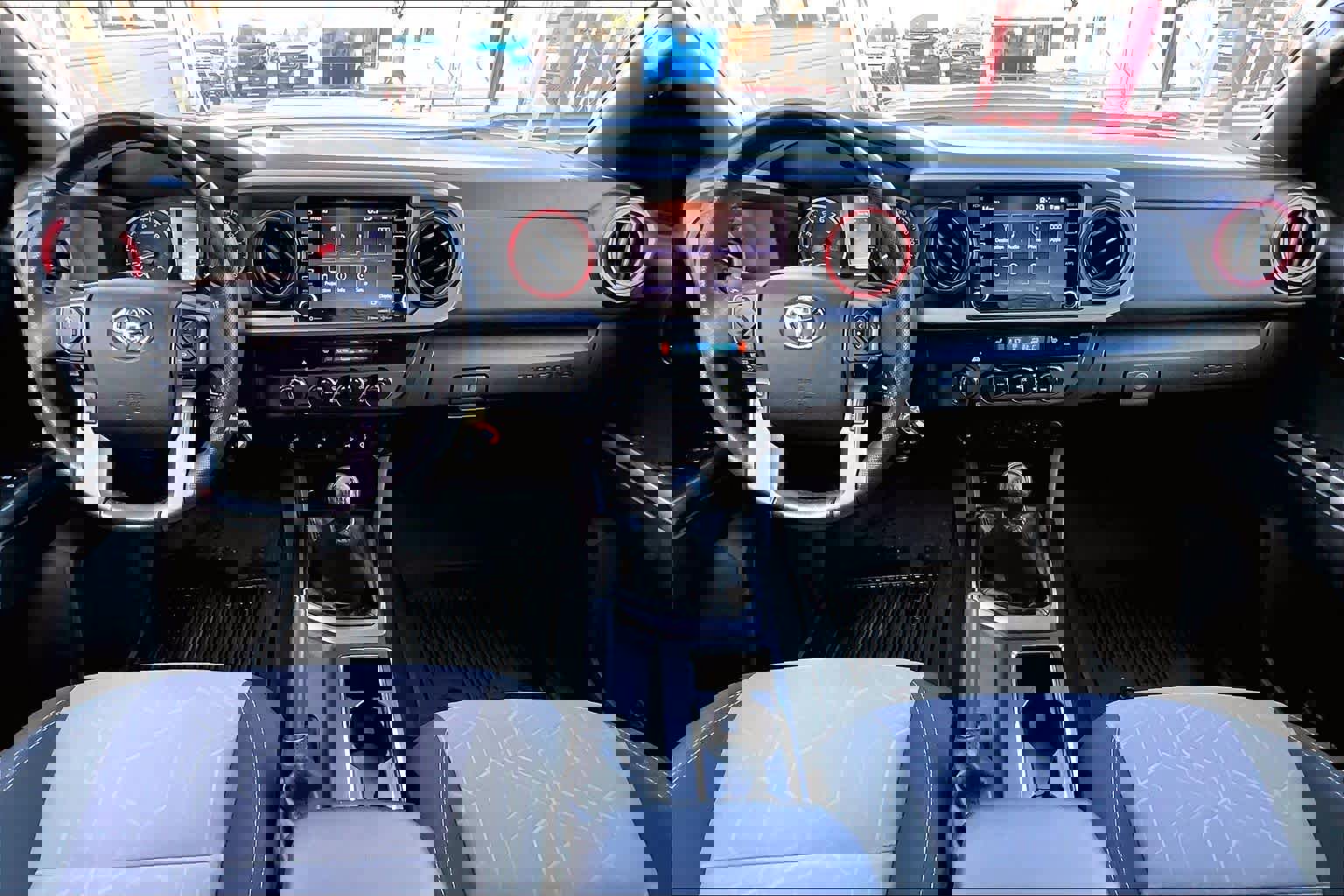 Used 2022 Toyota Tacoma TRD Sport w/ TRD Premium Sport Package image 18