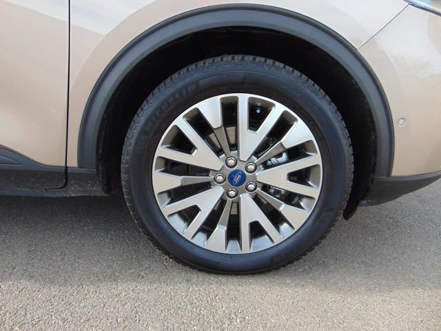 Certified 2020 Ford Escape Titanium AWD/4WD image 26