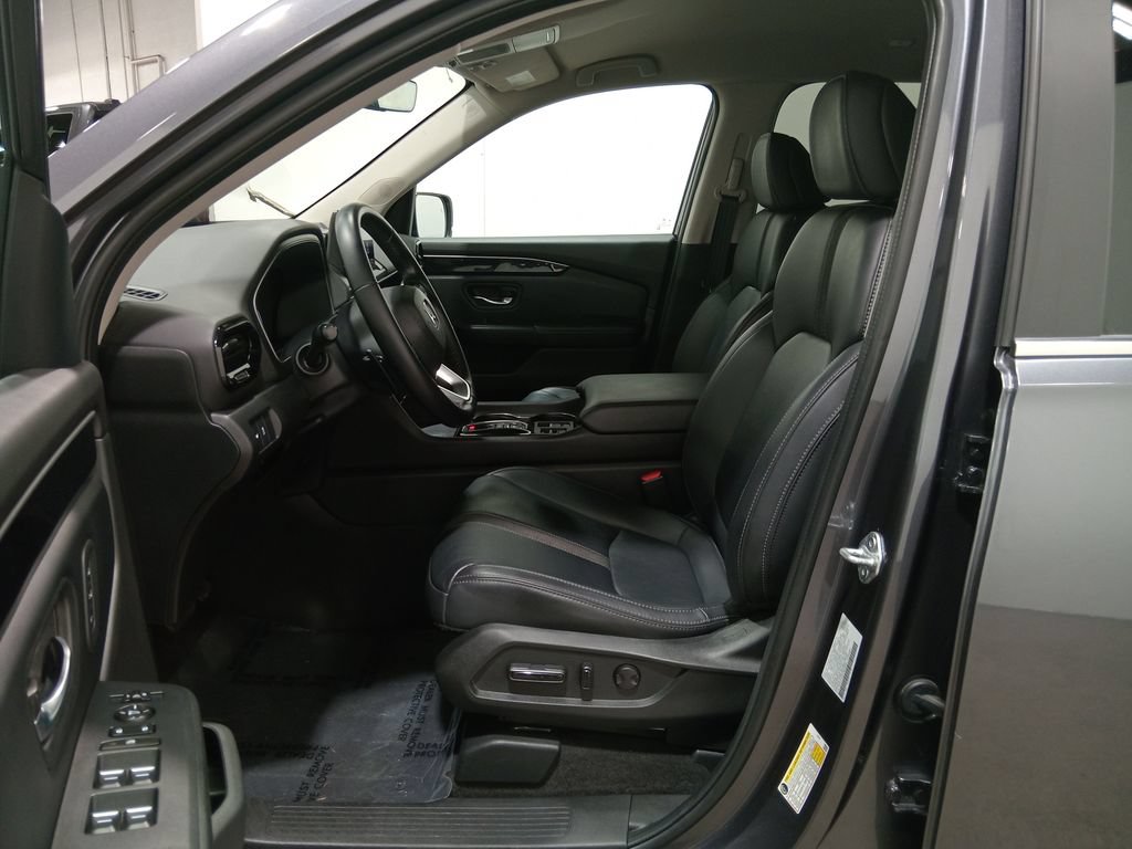 Used 2023 Honda Pilot EX-L image 17