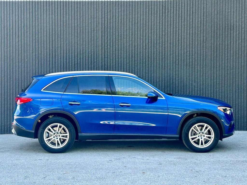 Used 2024 Mercedes-Benz GLC 300 4MATIC image 7