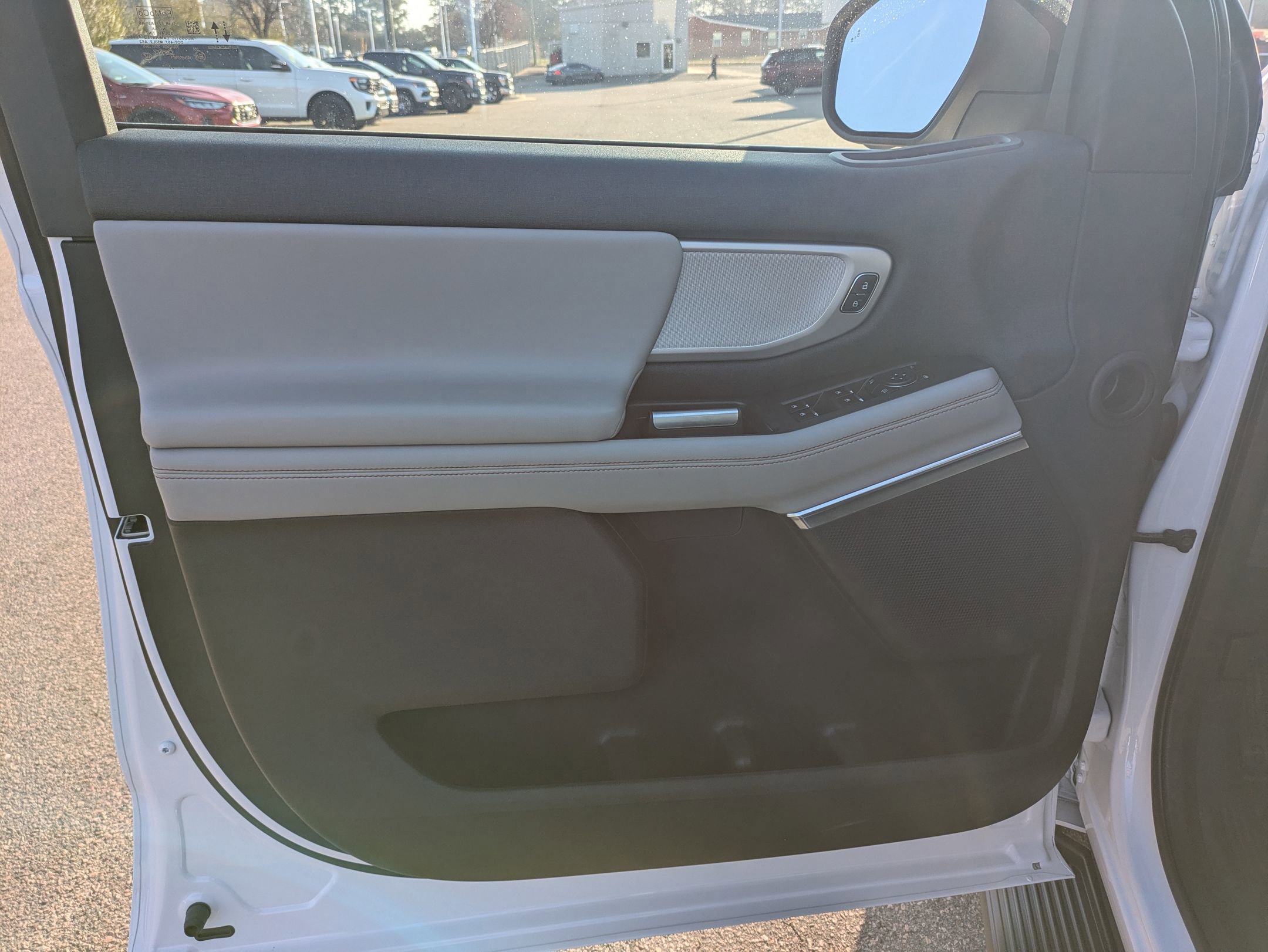 Certified 2025 Ford Expedition Max Active image 13