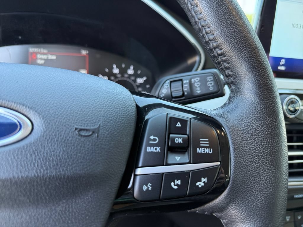 Certified 2021 Ford Escape SE w/ Cold Weather Package FWD image 17