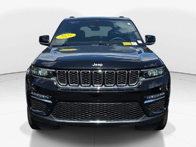 Used 2025 Jeep Grand Cherokee Limited AWD/4WD image 10