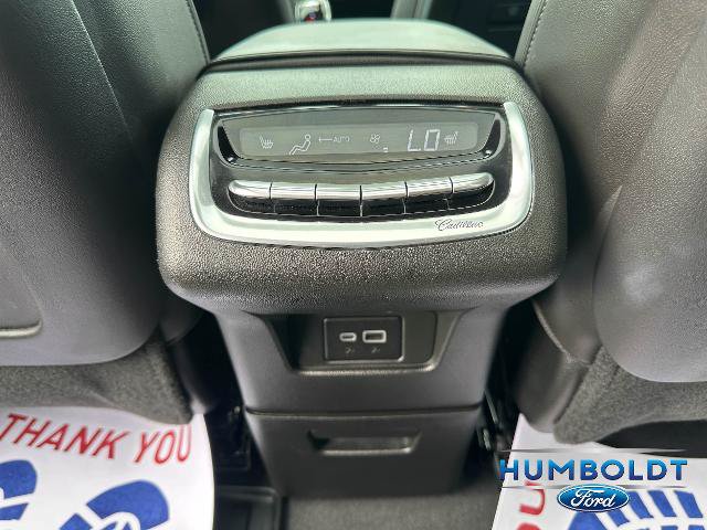 Used 2025 Cadillac XT6 Premium Luxury AWD/4WD image 28