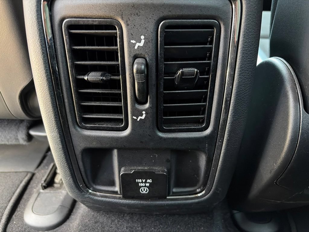 Used 2020 Jeep Grand Cherokee Altitude RWD image 18