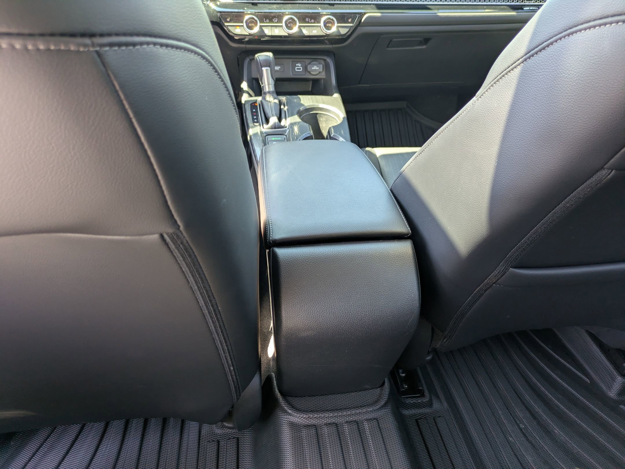 Used 2024 Honda Civic EX-L image 32
