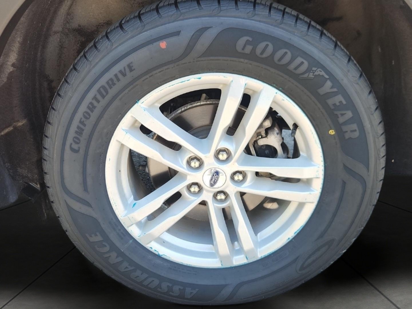 Certified 2024 Ford Explorer XLT w/ Equipment Group 202A AWD/4WD image 13
