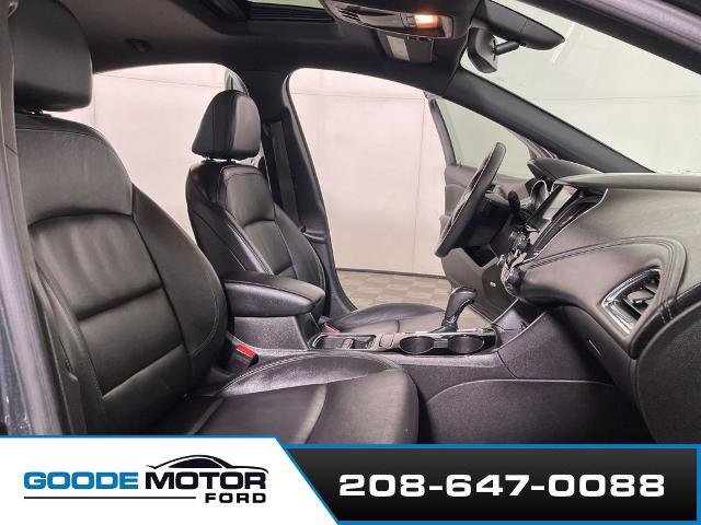Used 2017 Chevrolet Cruze Premier image 24