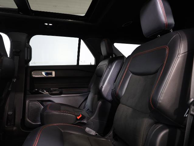 Certified 2023 Ford Explorer ST-Line w/ Class IV Trailer Tow Package image 13