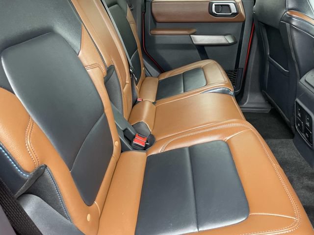 Certified 2023 Ford Bronco Outer Banks w/ Sasquatch Package AWD/4WD image 35