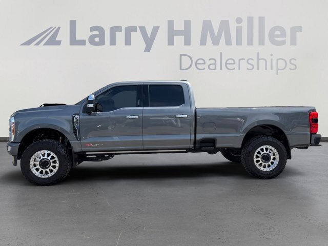 Certified 2023 Ford F350 Platinum AWD/4WD image 2