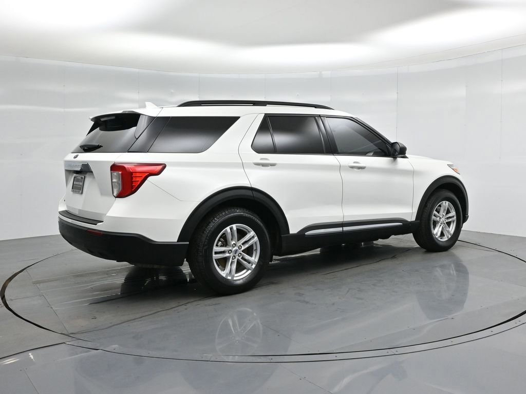 Certified 2023 Ford Explorer XLT image 12