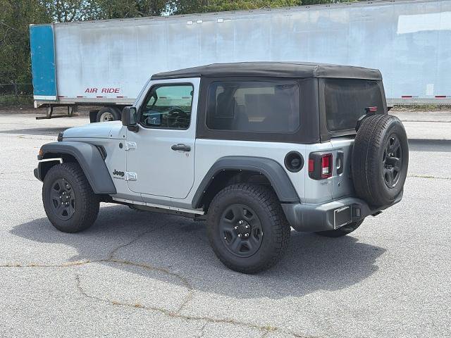 Used 2022 Jeep Wrangler Sport AWD/4WD image 4
