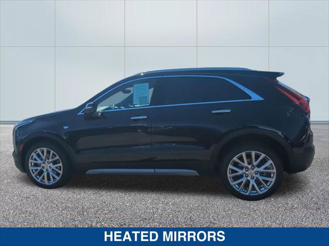Used 2023 Cadillac XT4 Premium Luxury w/ Technology Package AWD/4WD image 2