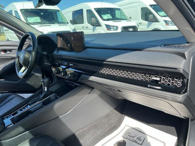 Used 2024 Honda Accord Touring image 12