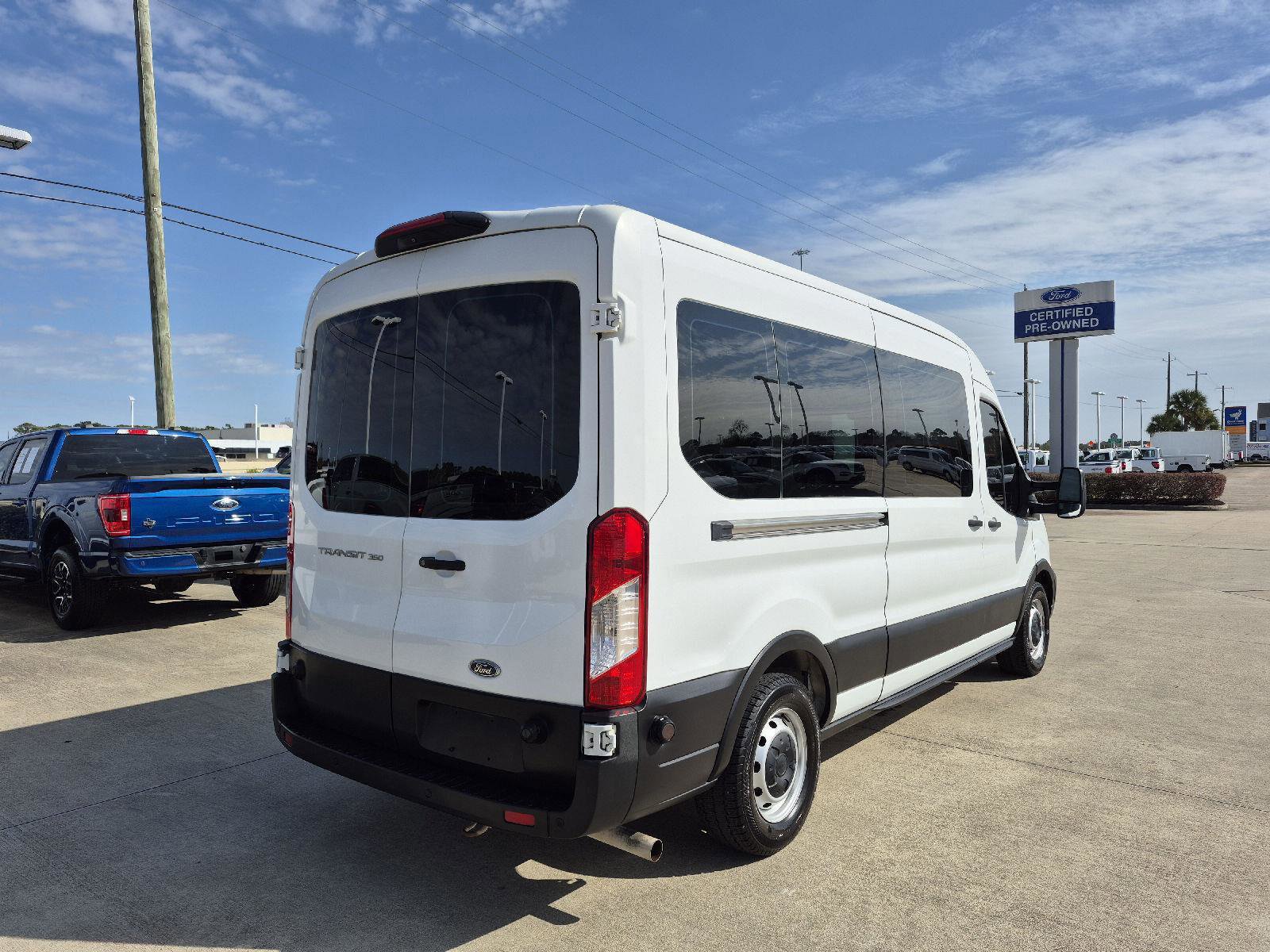 Certified 2020 Ford Transit 350 XL image 4