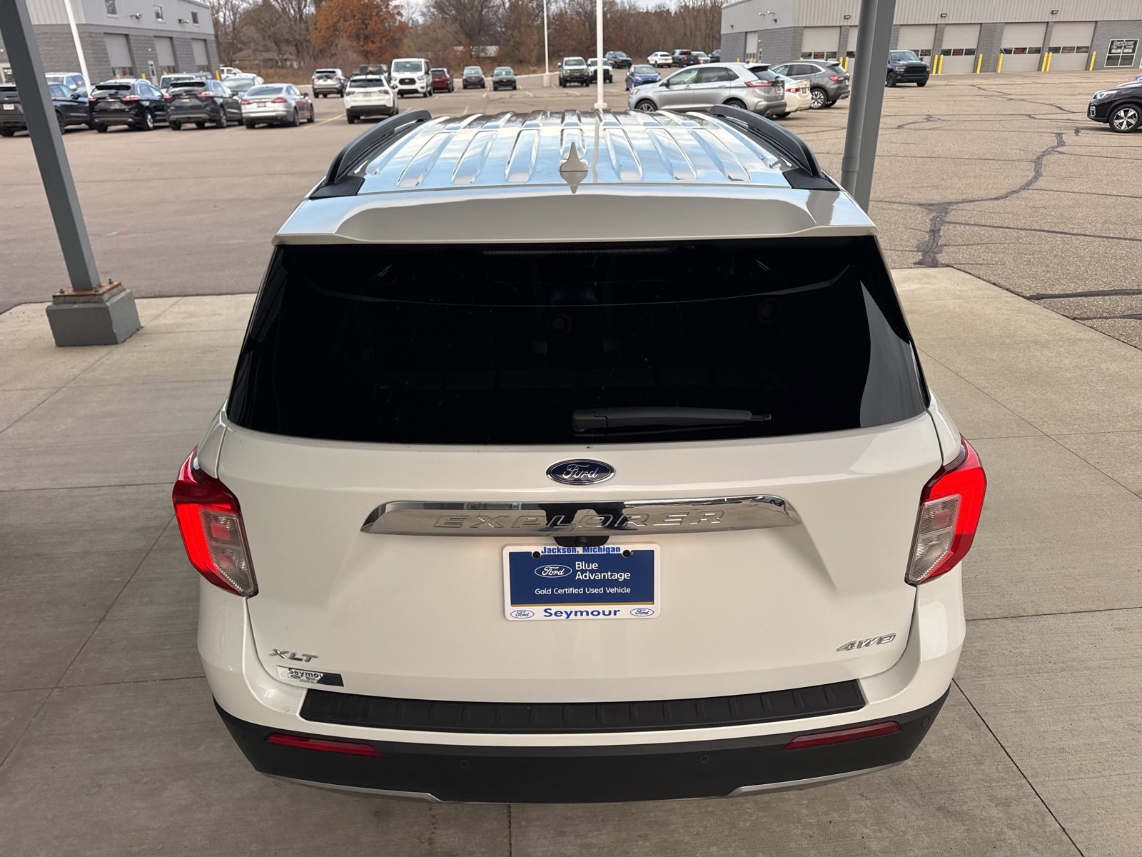 Certified 2023 Ford Explorer XLT w/ Equipment Group 202A image 4