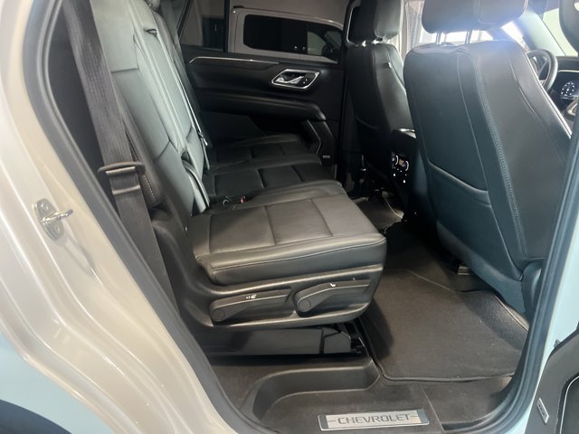Used 2024 Chevrolet Tahoe Z71 w/ Luxury Package AWD/4WD image 14