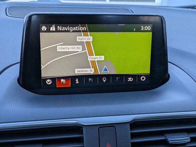 Used 2018 MAZDA MAZDA3 Sport image 25