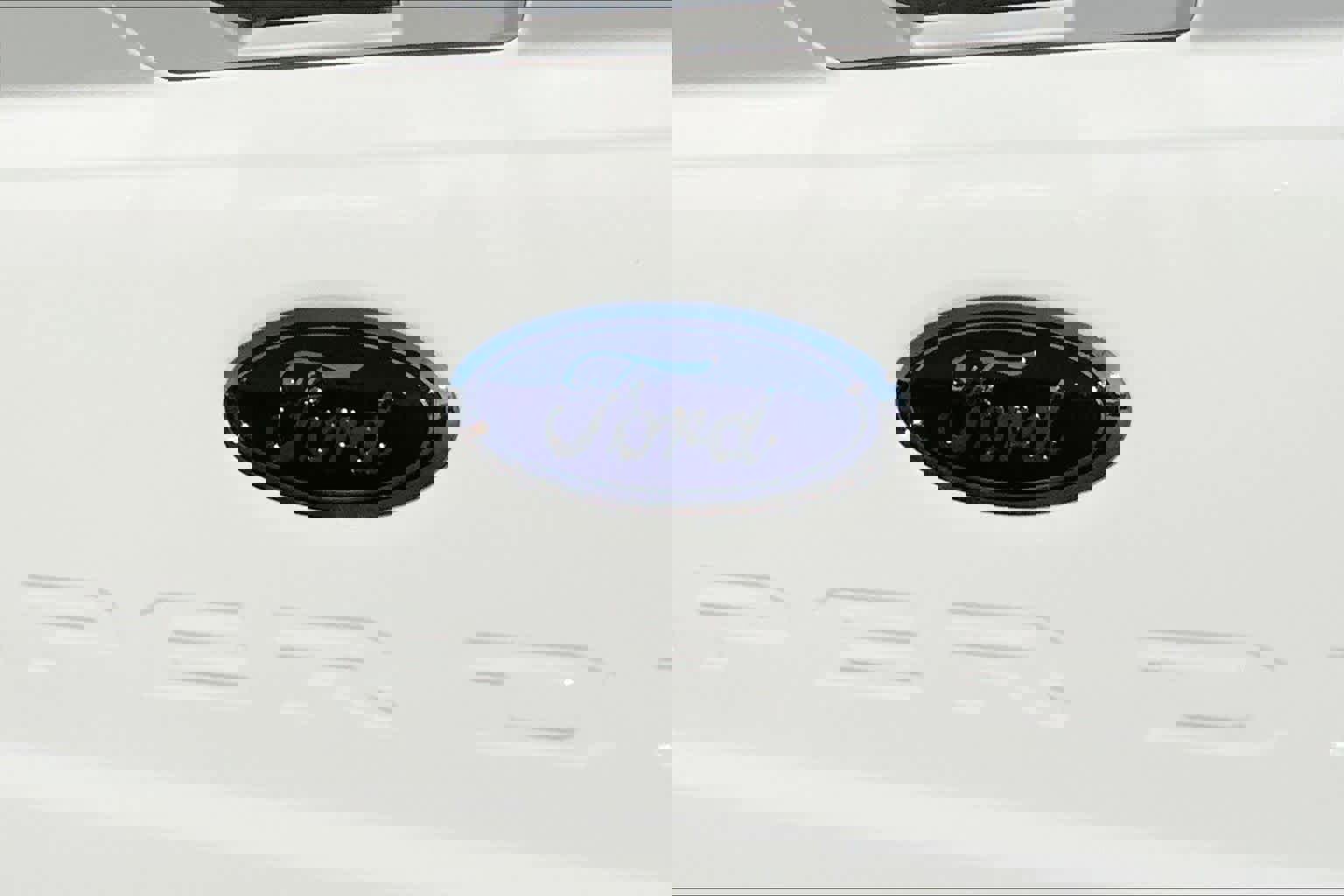 Certified 2026 Ford F250 Lariat w/ Tremor Off-Road Package image 27