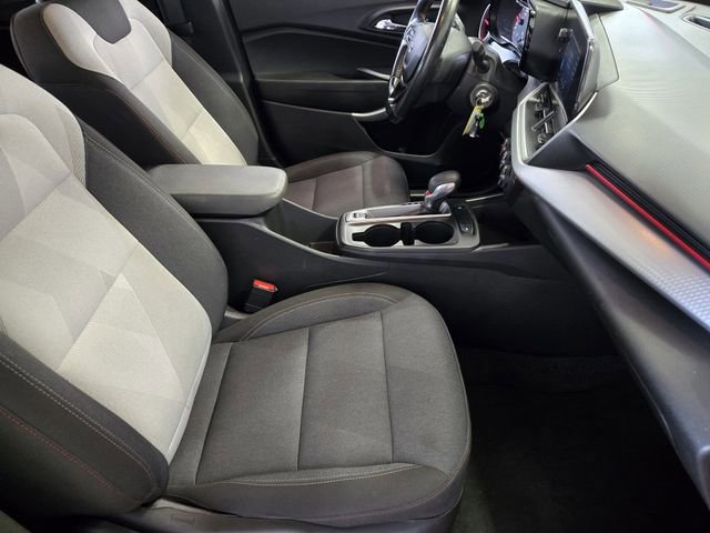 Used 2024 Chevrolet Trax RS w/ Driver Confidence Package image 16