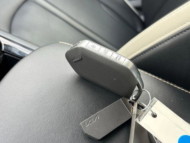 Used 2025 Kia K5 GT-Line FWD image 28