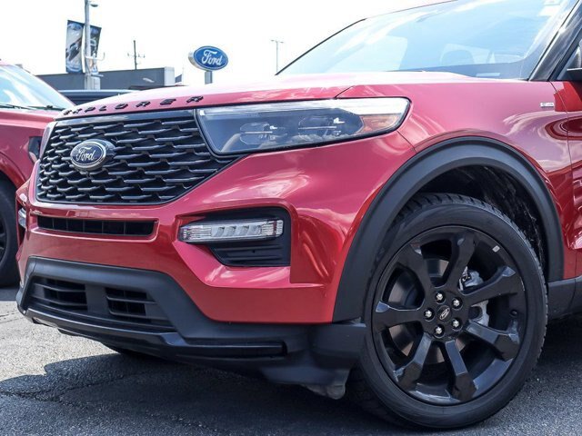 Certified 2024 Ford Explorer ST-Line w/ Class IV Trailer Tow Package AWD/4WD image 3