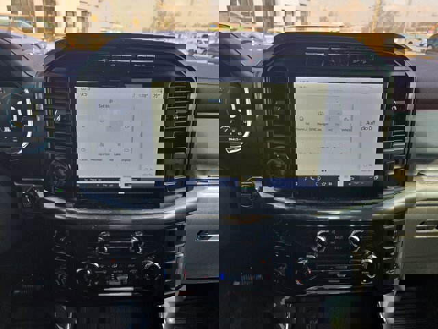 Certified 2022 Ford F150 Lariat w/ Equipment Group 502A High image 22