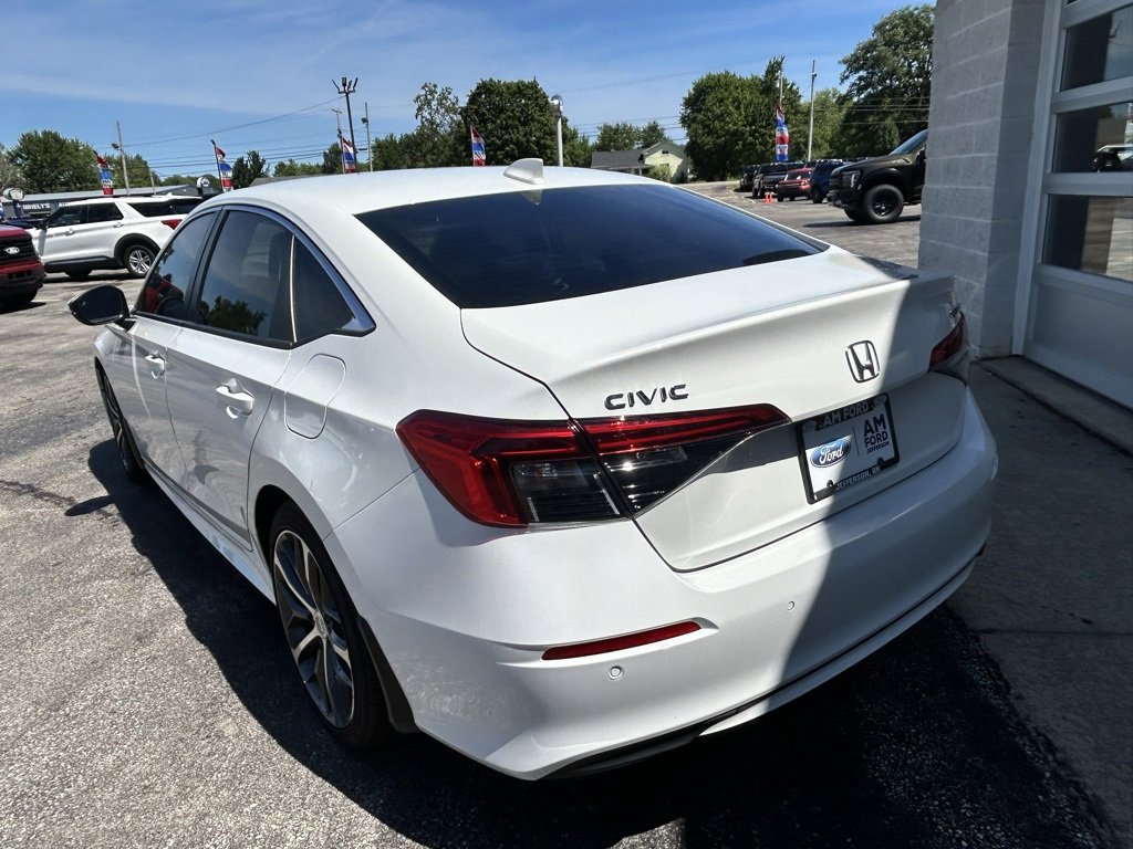 Used 2023 Honda Civic Touring image 6