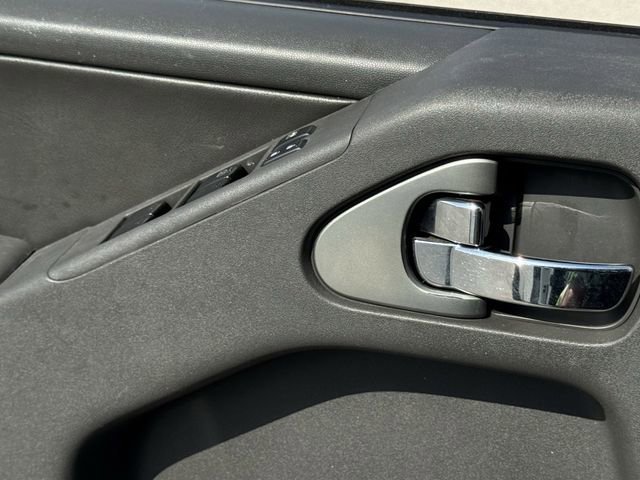 Used 2020 Nissan Frontier PRO-4X w/ Pro-4x Utility Package image 23