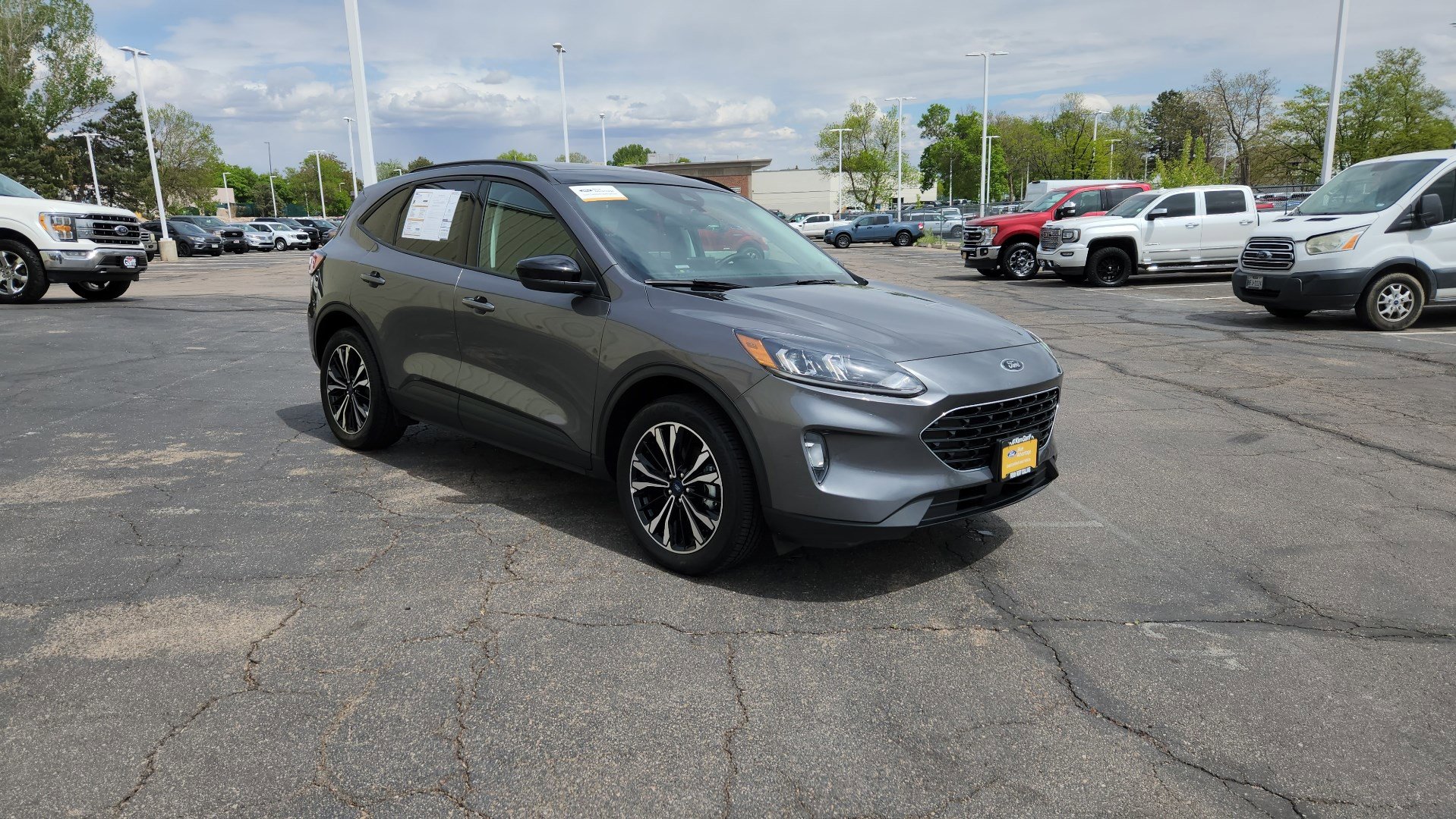 Certified 2022 Ford Escape SEL w/ SEL Stealth AWD Package image 19