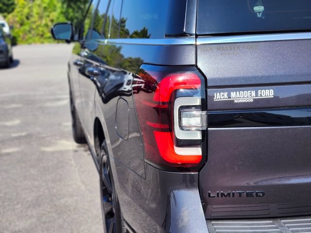 Certified 2022 Ford Expedition Limited AWD/4WD image 9