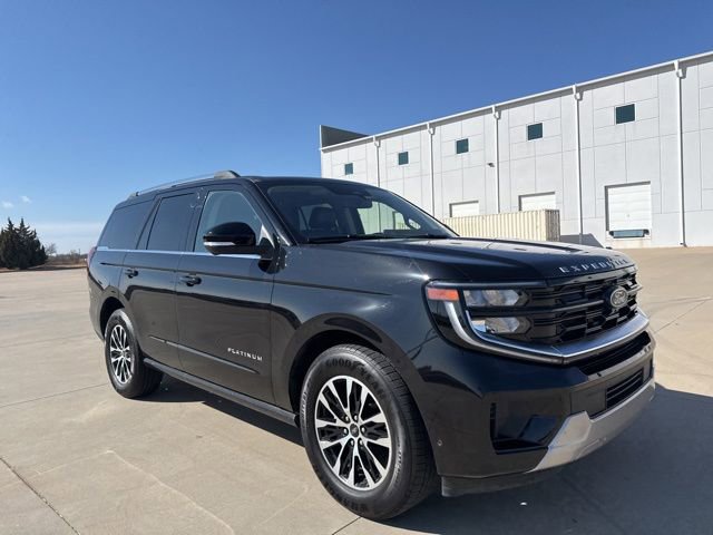 Certified 2025 Ford Expedition Platinum image 3