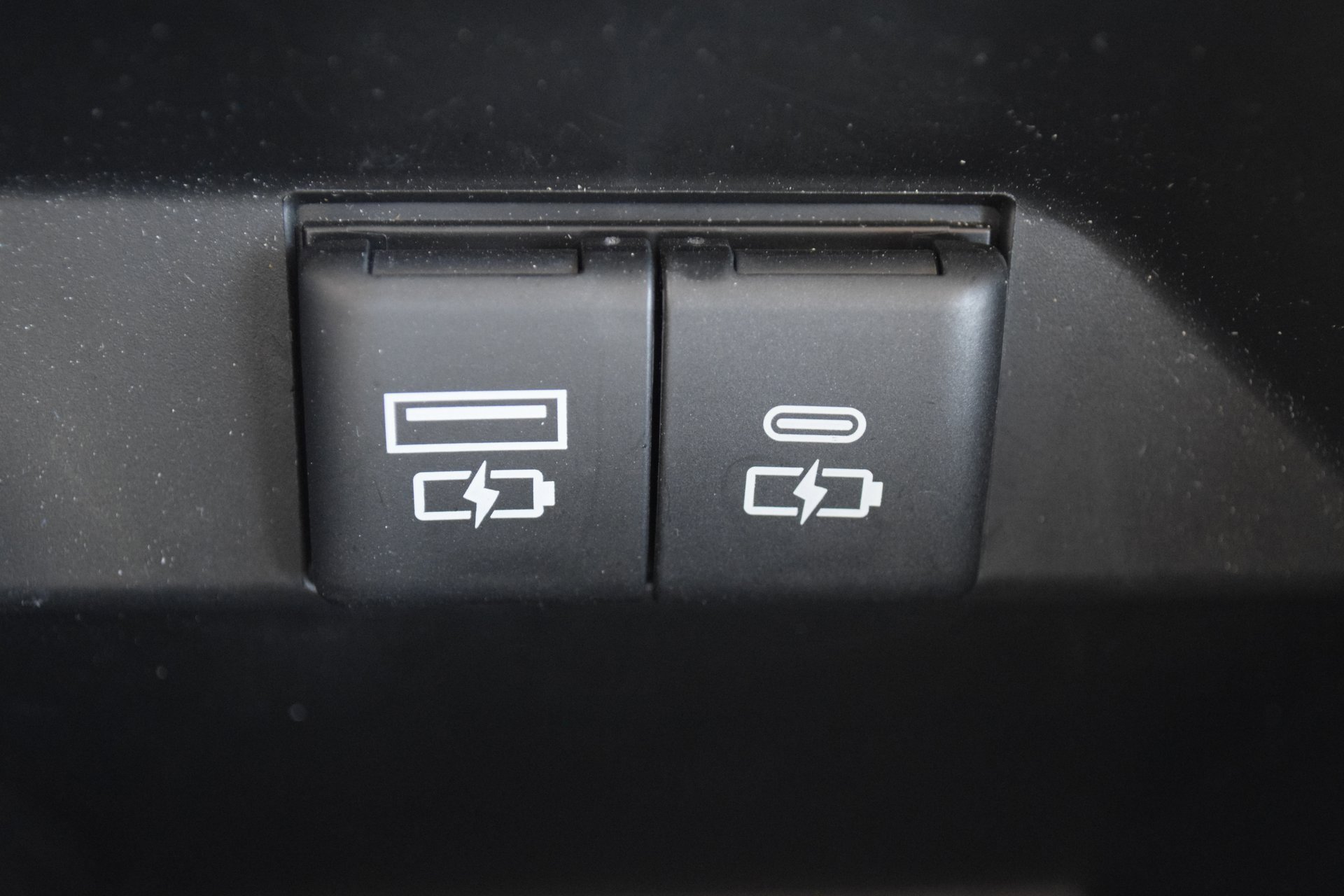 Used 2023 Toyota Camry LE image 17