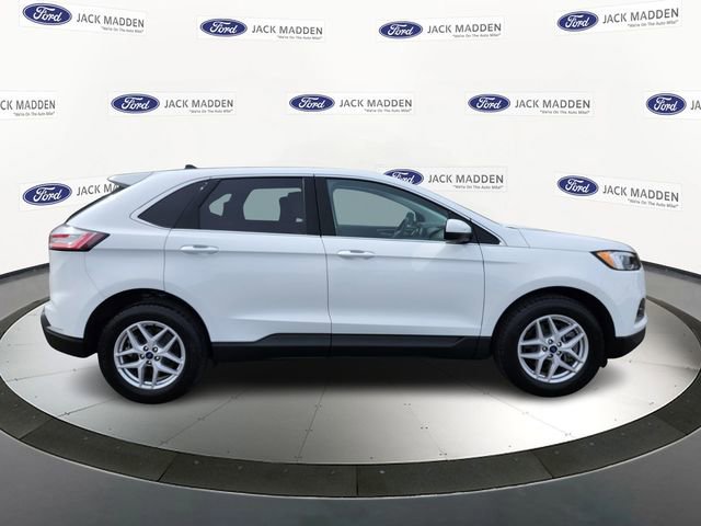 Certified 2022 Ford Edge SEL w/ Convenience Package image 2